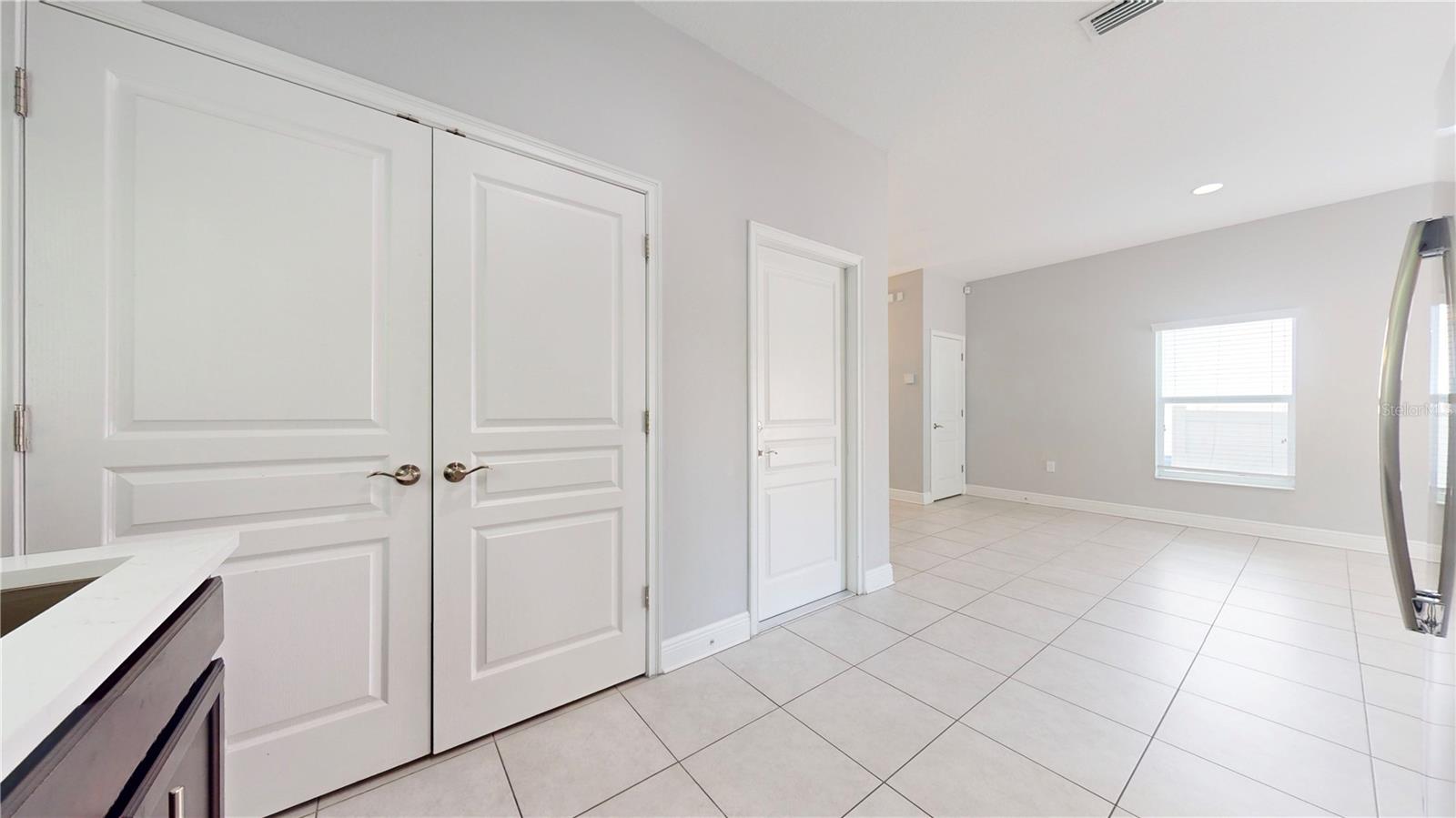 2907 W MAIN ST, TAMPA, FL, 33607
