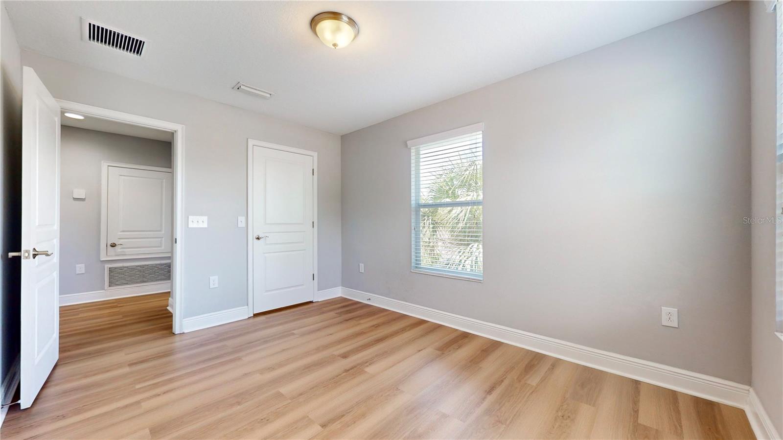2907 W MAIN ST, TAMPA, FL, 33607
