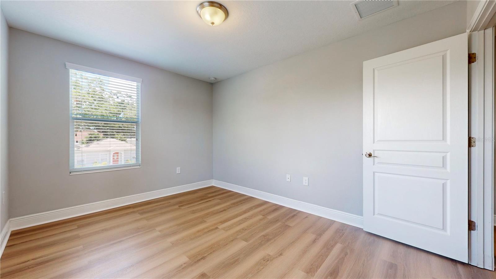 2907 W MAIN ST, TAMPA, FL, 33607