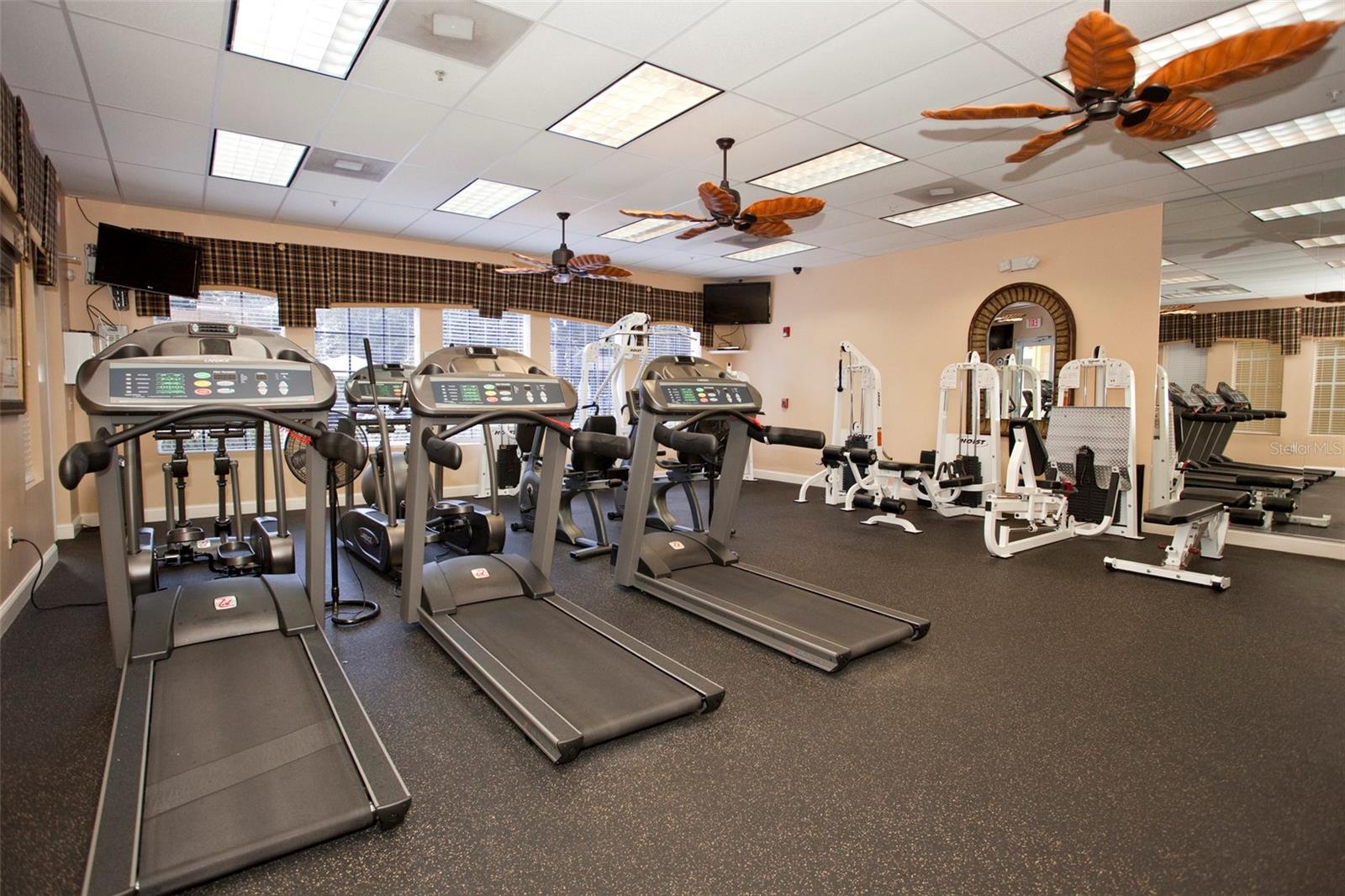 20 CHINIER ST, PALM COAST, FL, 32137