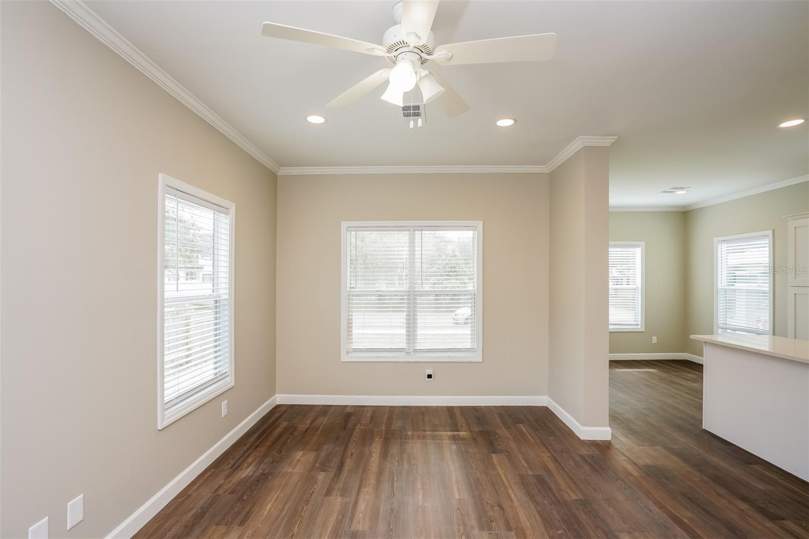 4665 QUEENSBORO AVE S, ST PETERSBURG, FL, 33711