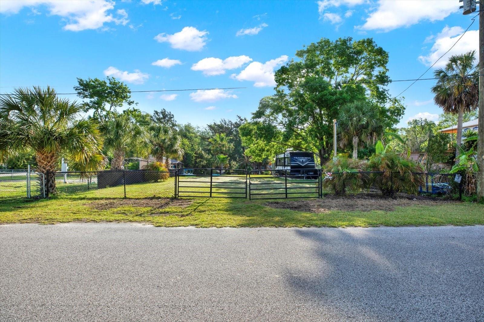 6220 ISLAND DR, WEEKI WACHEE, FL, 34607