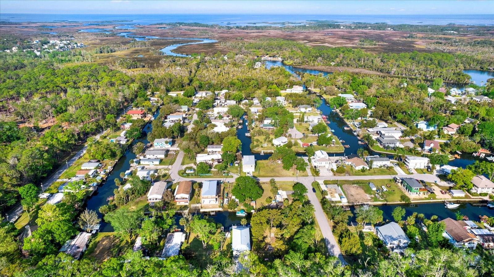 6220 ISLAND DR, WEEKI WACHEE, FL, 34607
