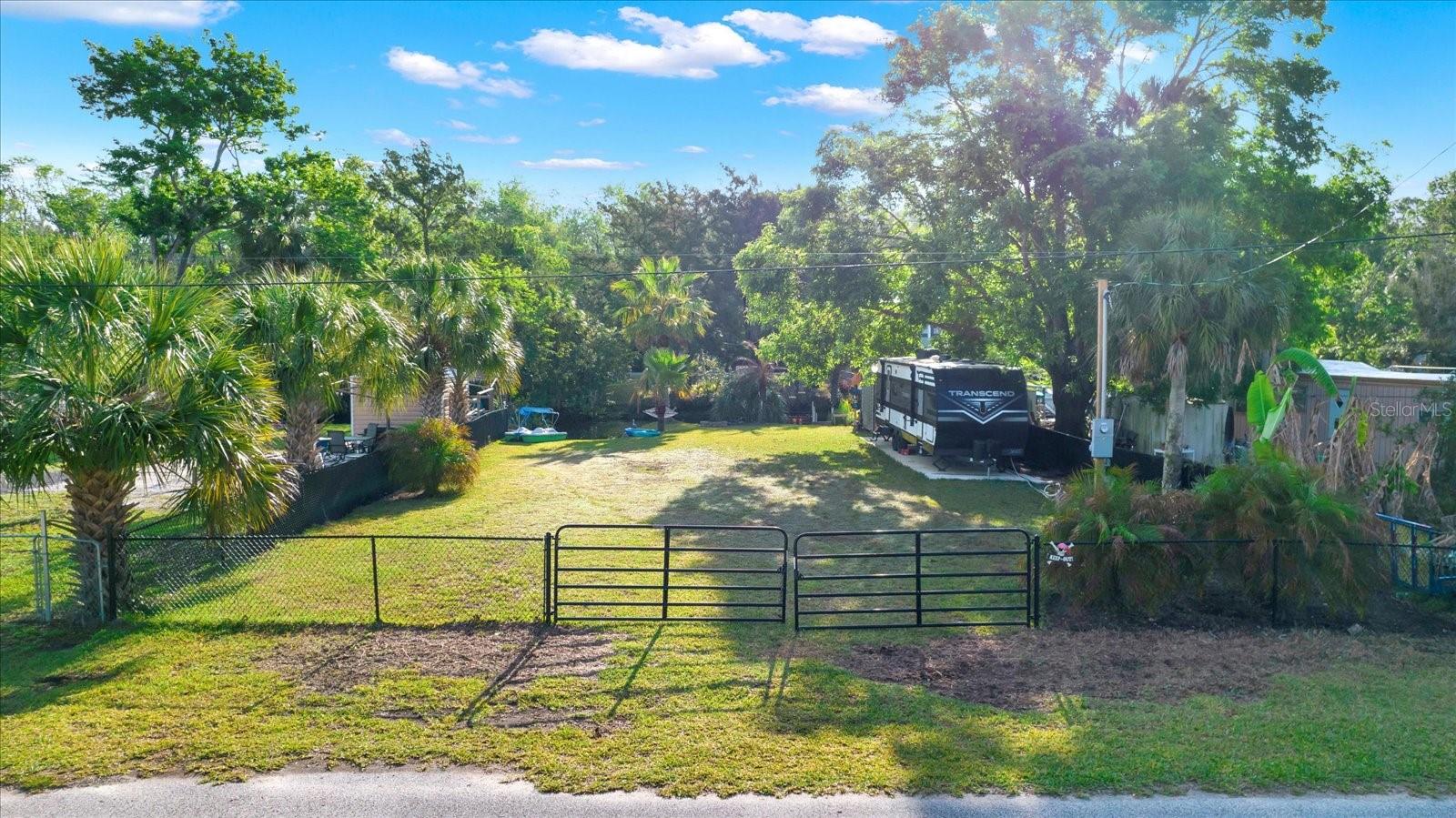 6220 ISLAND DR, WEEKI WACHEE, FL, 34607