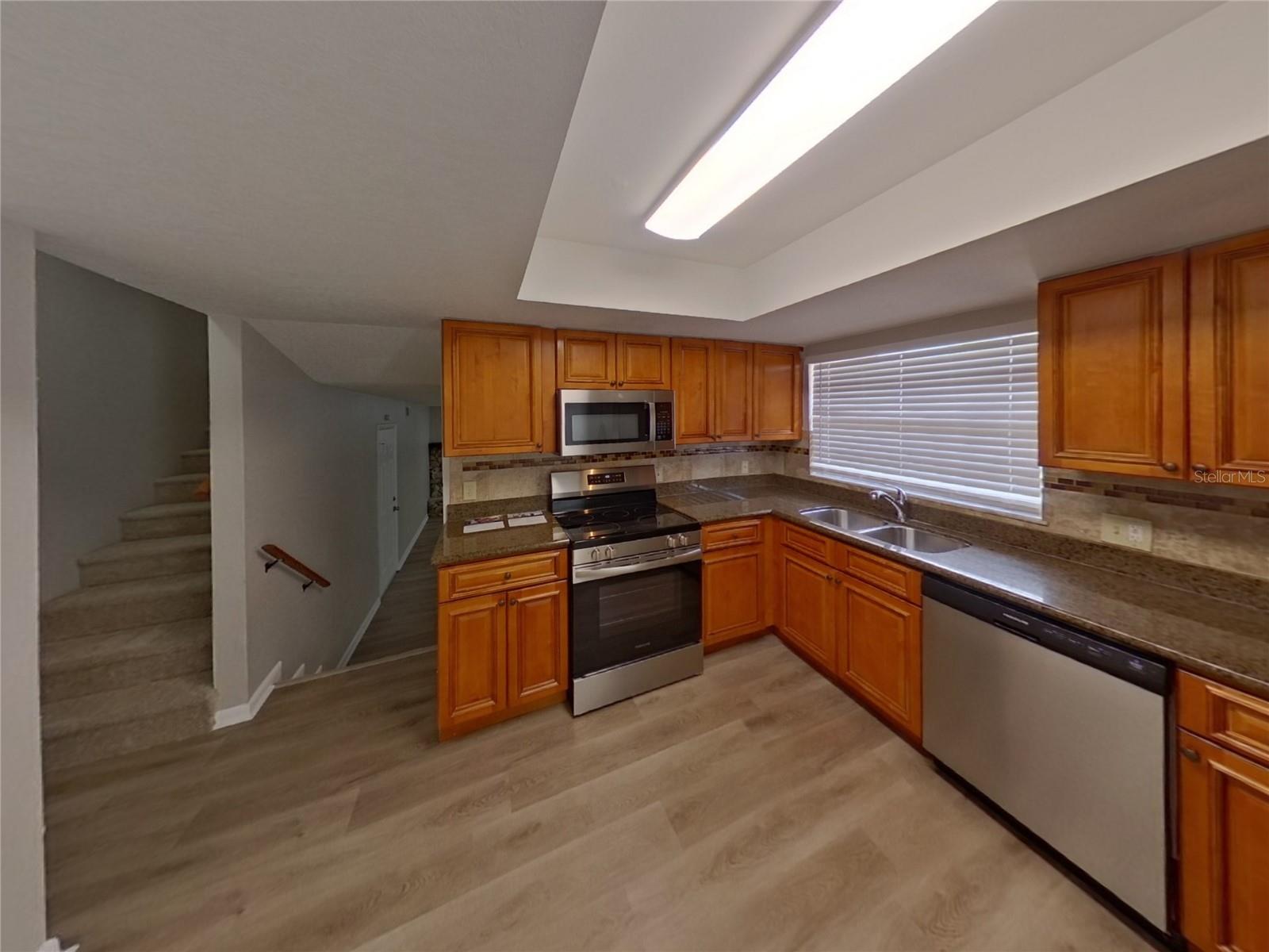 5569 PENTAIL CIR, TAMPA, FL, 33625