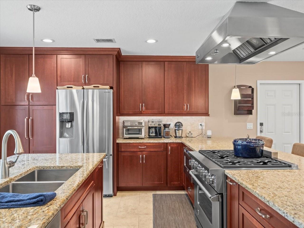 16320 BONNEVILLE DR, TAMPA, FL, 33624