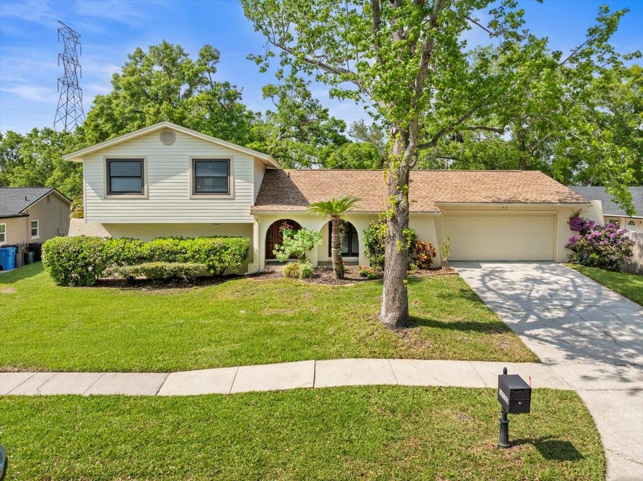 16320 BONNEVILLE DR, TAMPA, FL, 33624