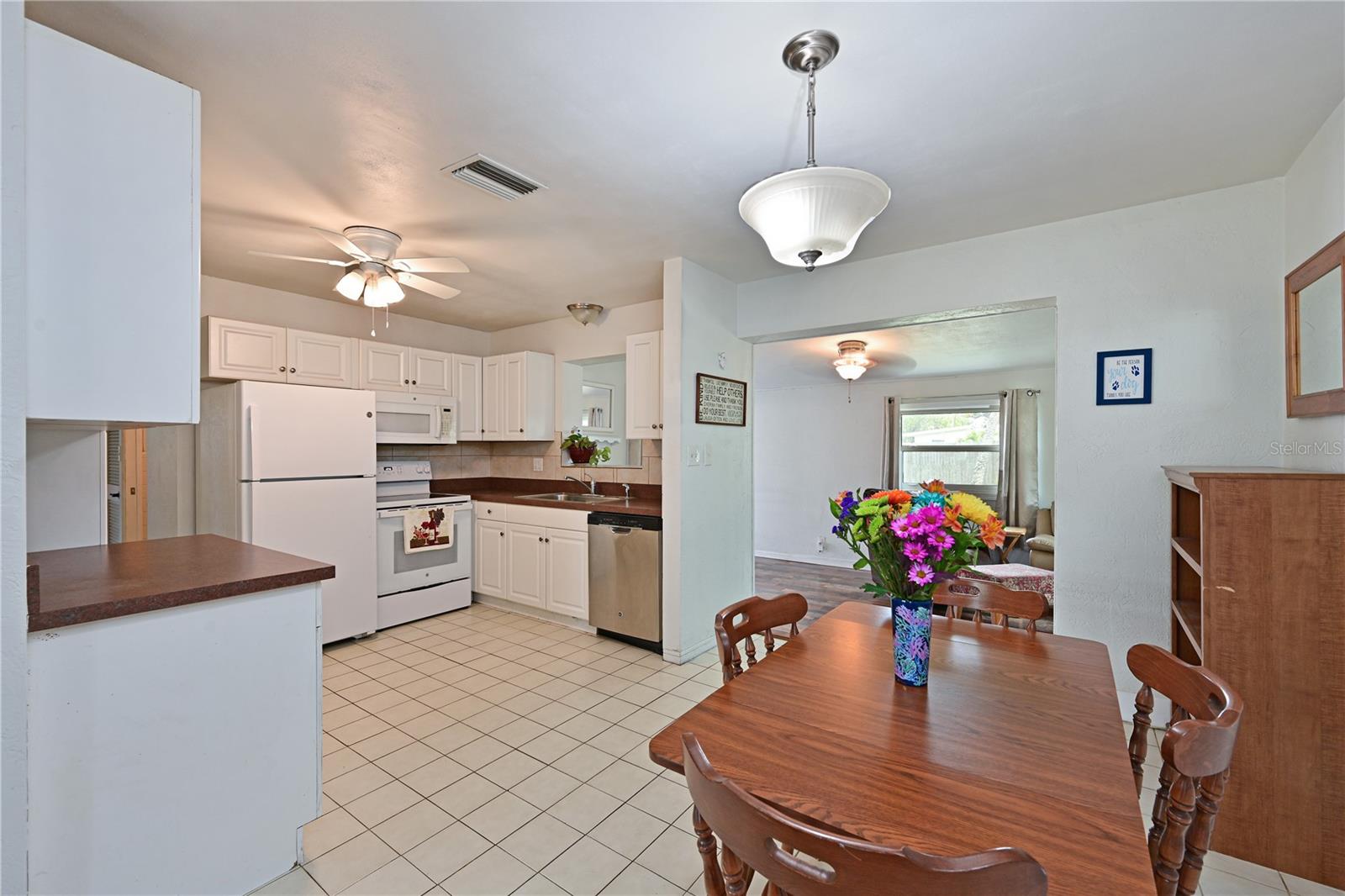 207 62ND ST W, BRADENTON, FL, 34209