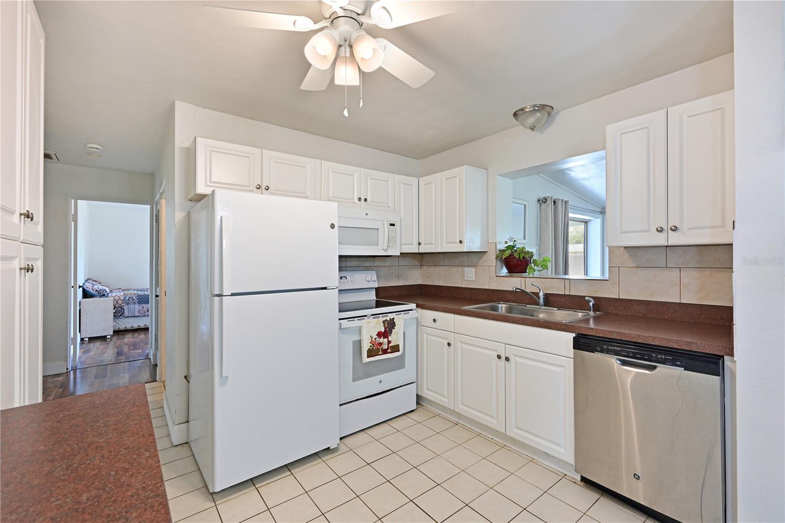 207 62ND ST W, BRADENTON, FL, 34209