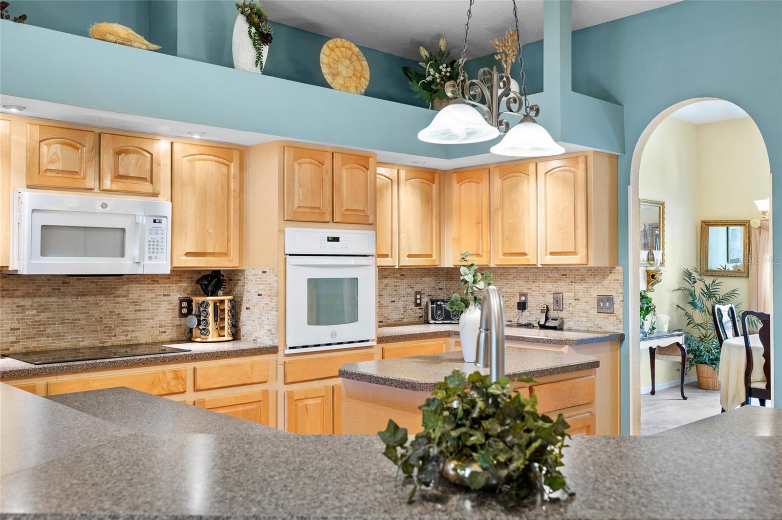12103 SHADOW RUN BLVD, RIVERVIEW, FL, 33569
