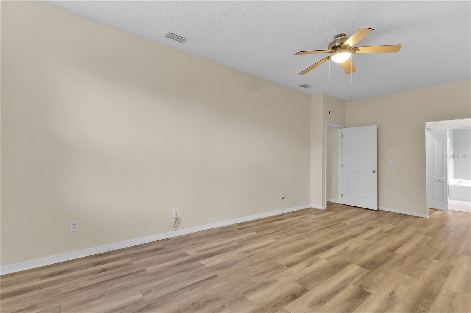 1056 ROYAL SAINT GEORGE DR, ORLANDO, FL, 32828