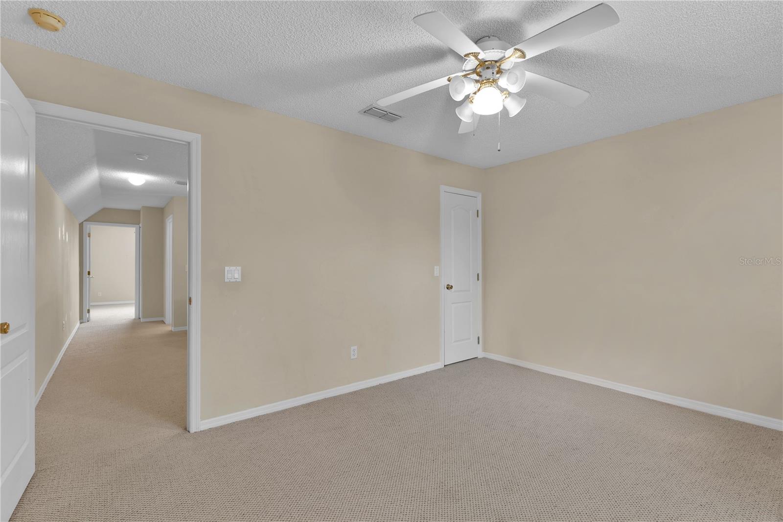 1056 ROYAL SAINT GEORGE DR, ORLANDO, FL, 32828
