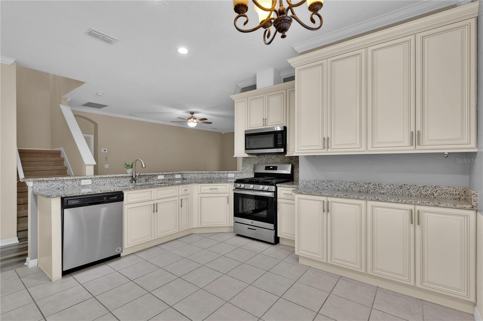 1056 ROYAL SAINT GEORGE DR, ORLANDO, FL, 32828