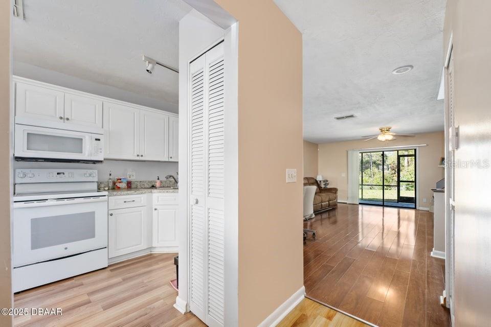 130 LIMEWOOD PL #2, ORMOND BEACH, FL, 32174