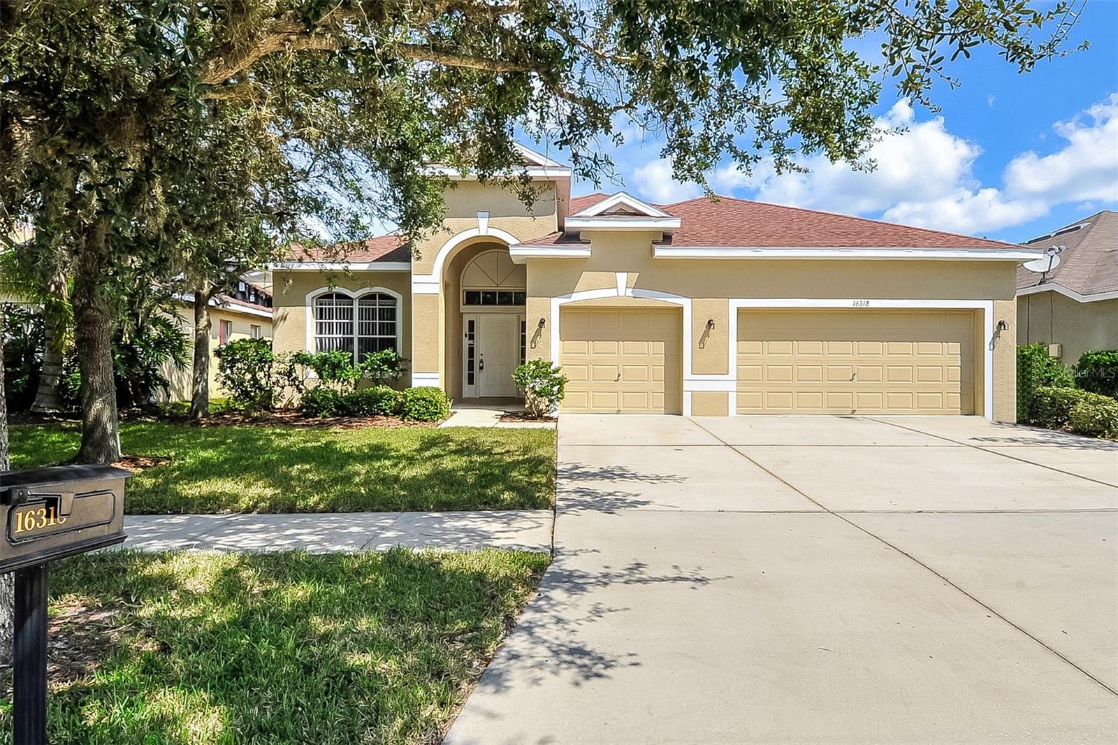 16318 BRIDGELAWN AVE, LITHIA, FL, 33547