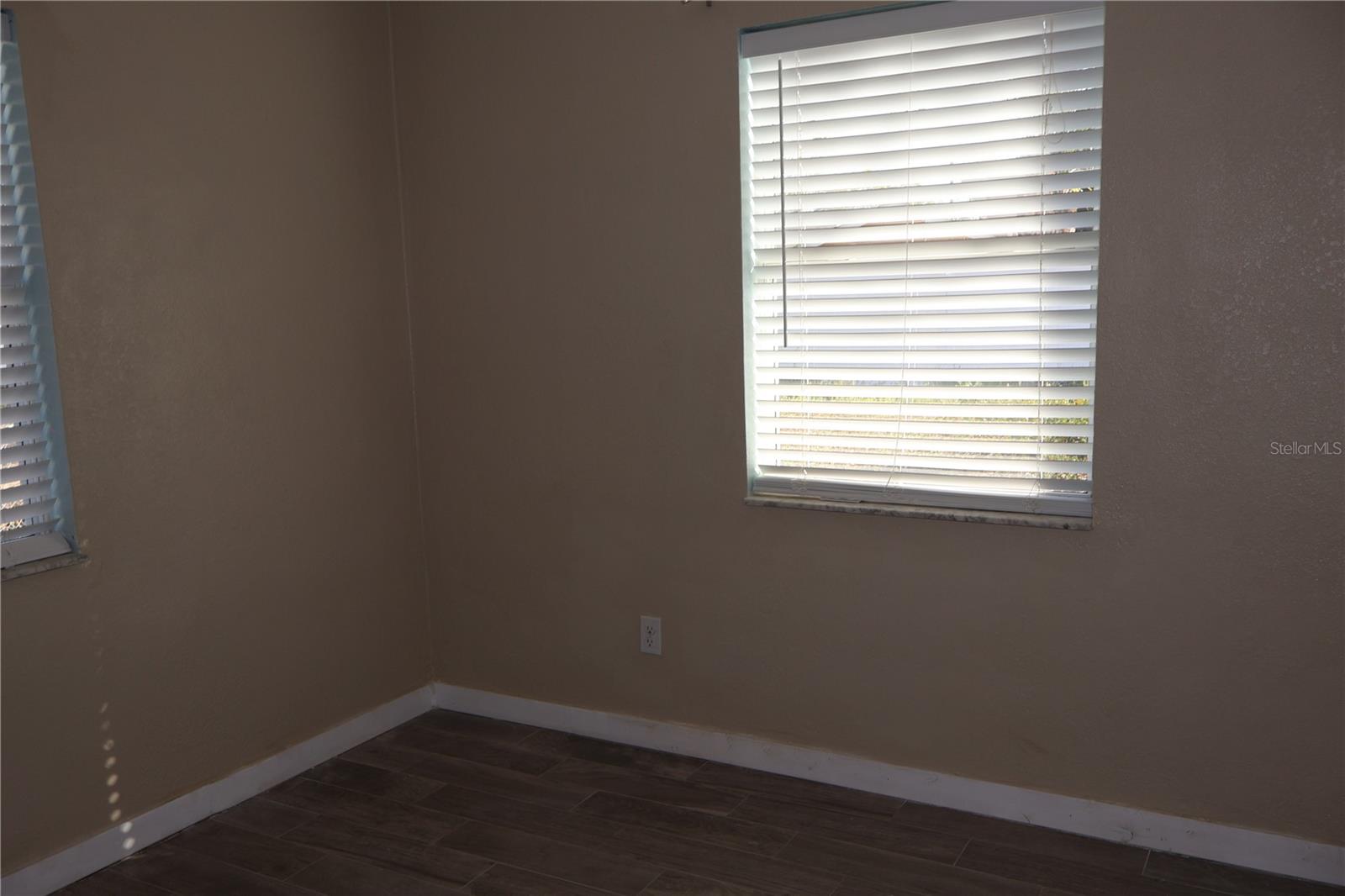 4732 W LAWN AVE, TAMPA, FL, 33611