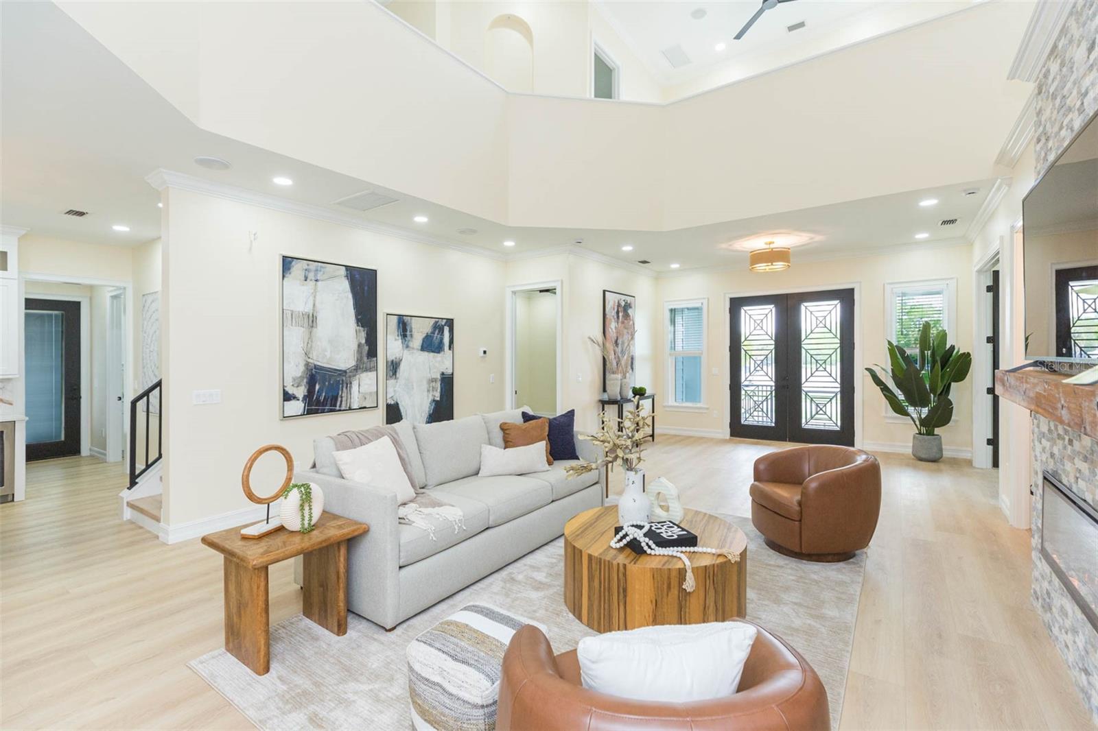 526 39TH AVE S, ST PETERSBURG, FL, 33705
