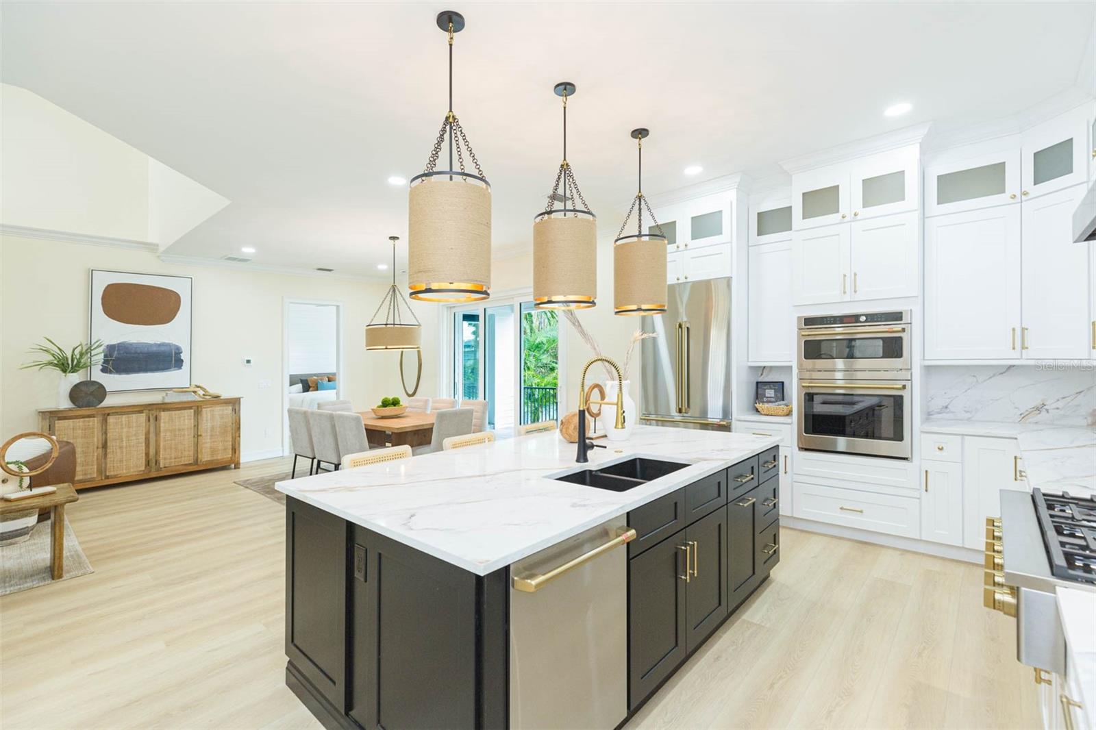 526 39TH AVE S, ST PETERSBURG, FL, 33705