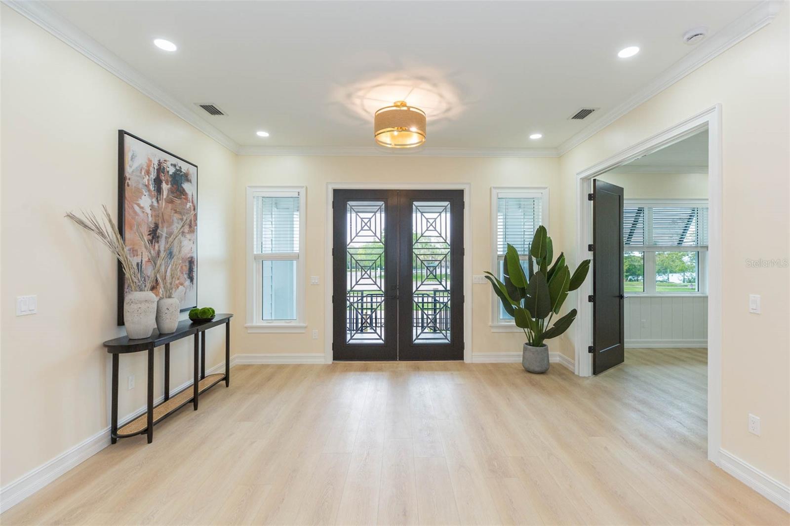 526 39TH AVE S, ST PETERSBURG, FL, 33705