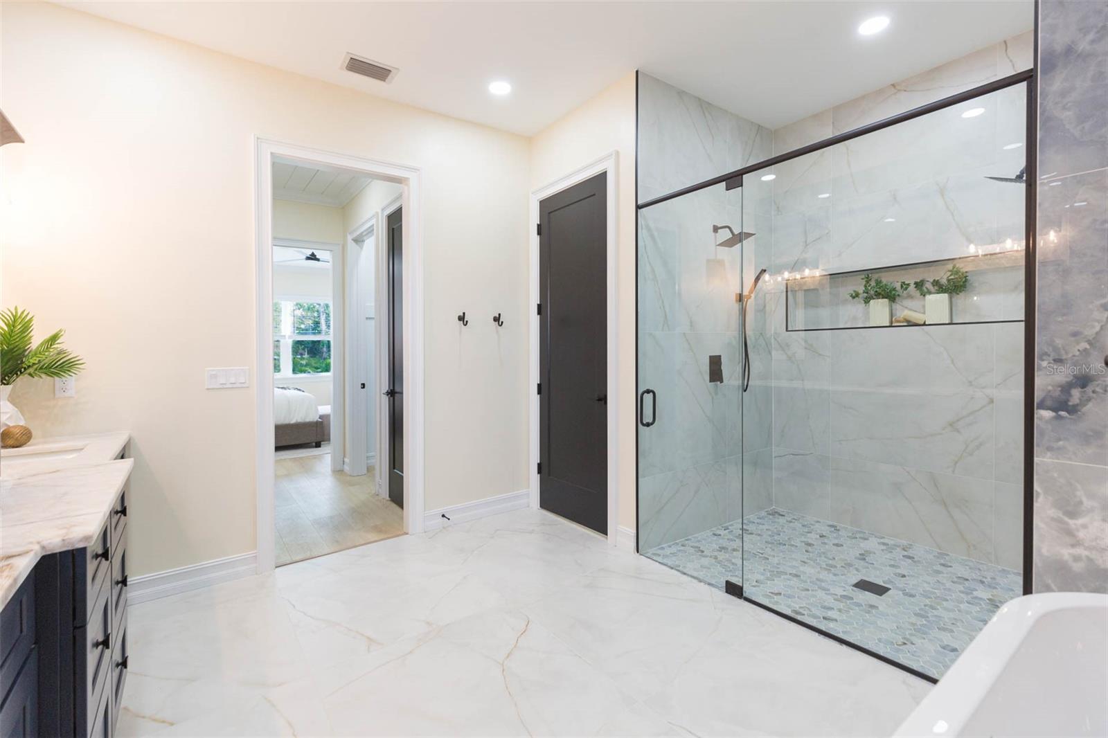 526 39TH AVE S, ST PETERSBURG, FL, 33705