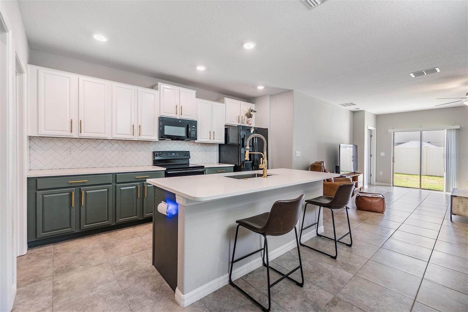 10207 COOL WATERLILY AVE, RIVERVIEW, FL, 33578