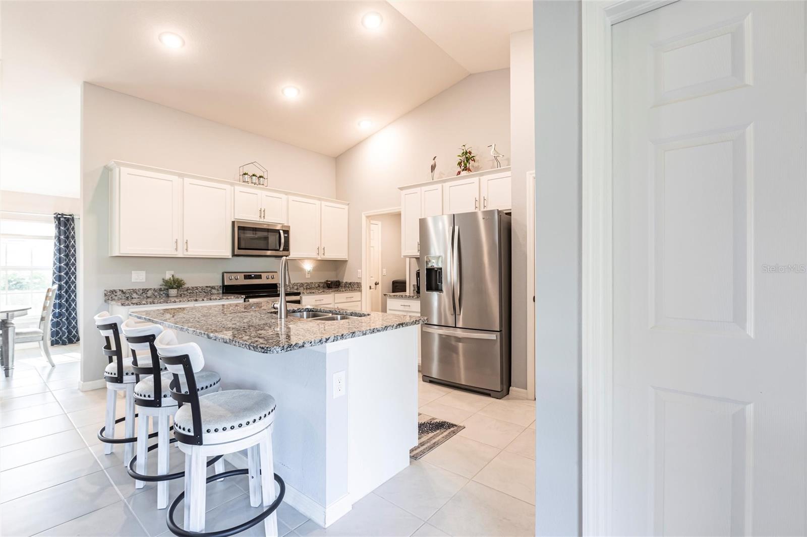 383 POSADAS CIR, PUNTA GORDA, FL, 33983