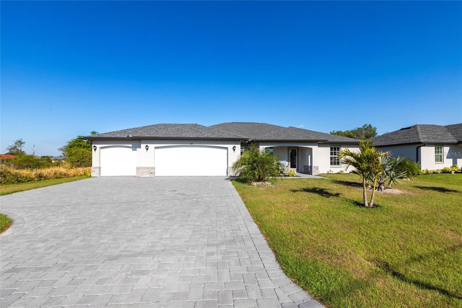 383 POSADAS CIR, PUNTA GORDA, FL, 33983