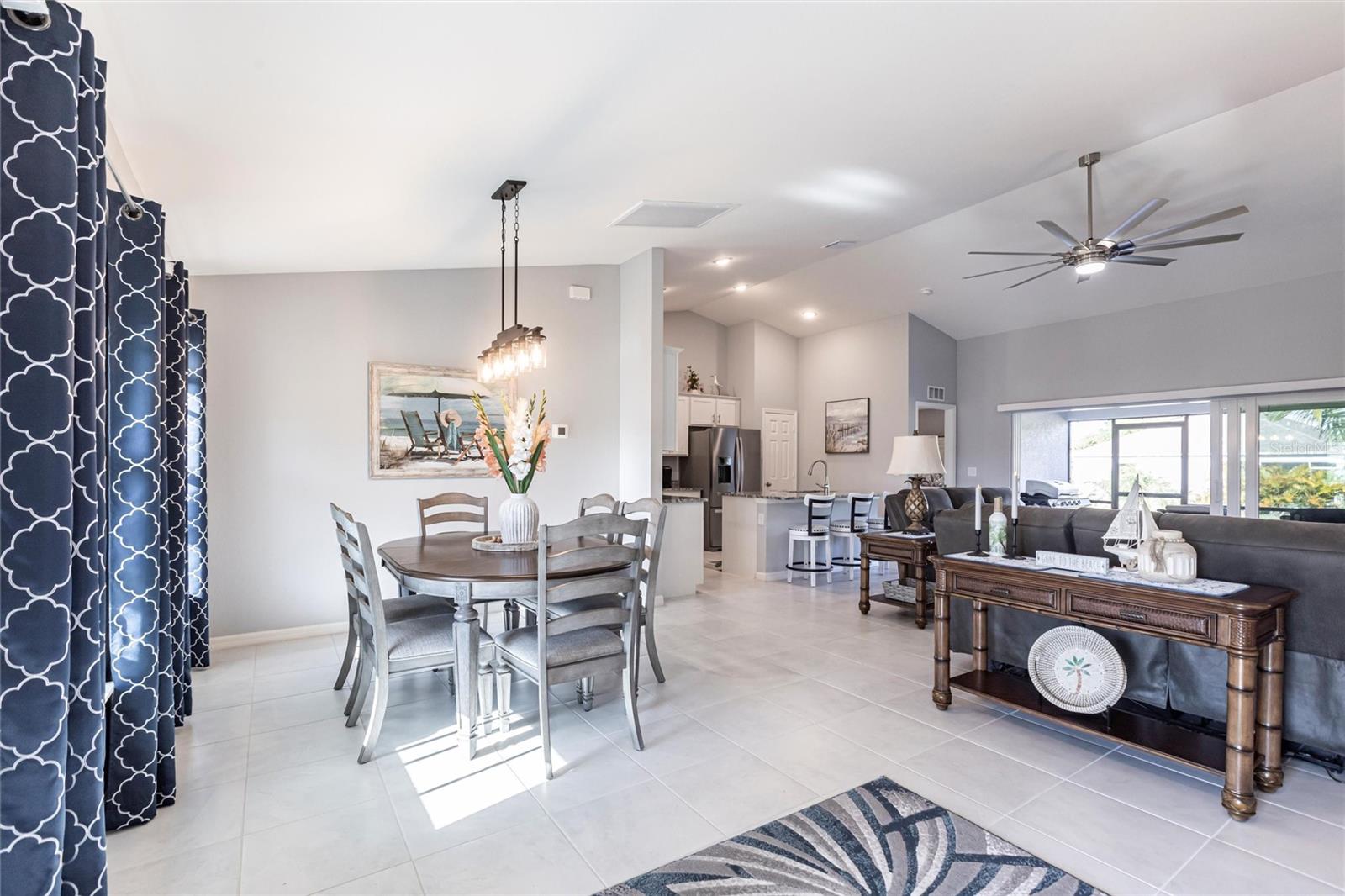 383 POSADAS CIR, PUNTA GORDA, FL, 33983