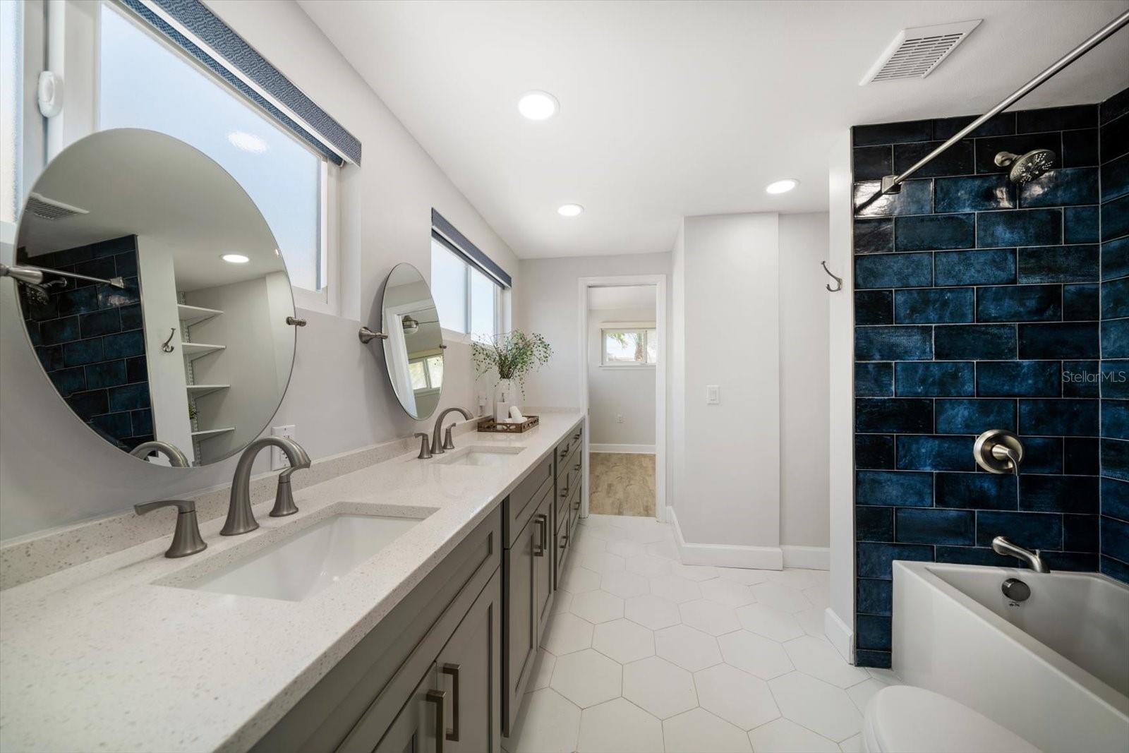 4036 CHURCH CREEK PT, LARGO, FL, 33774