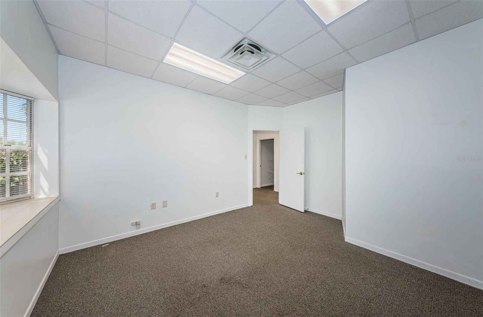5001 4TH ST N #Suite B, ST PETERSBURG, FL, 33703