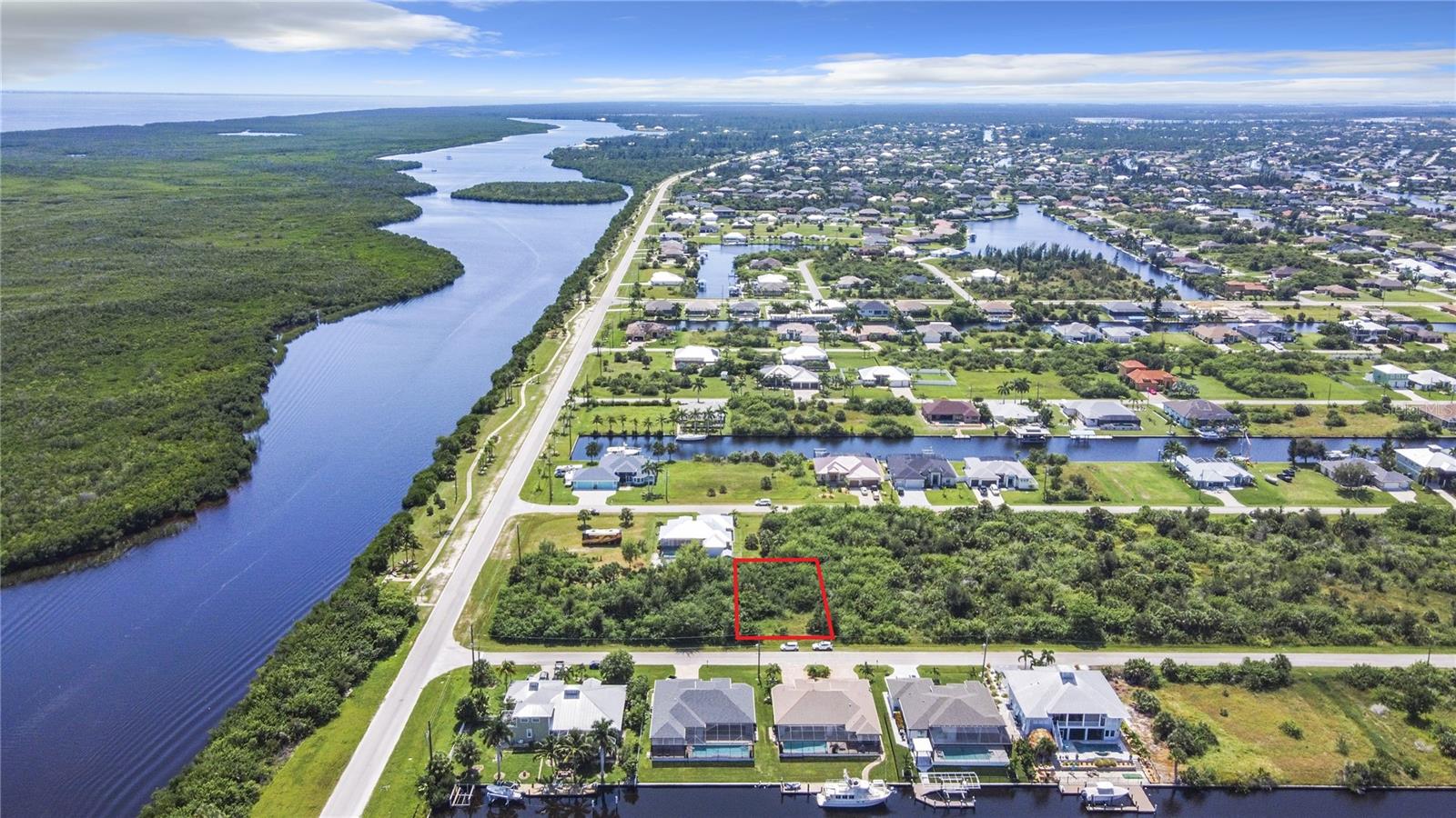 15419 MARGO CIR, PORT CHARLOTTE, FL, 33981