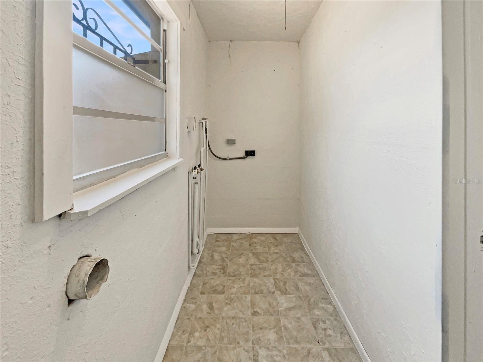 3005 W NORTH ST, TAMPA, FL, 33614