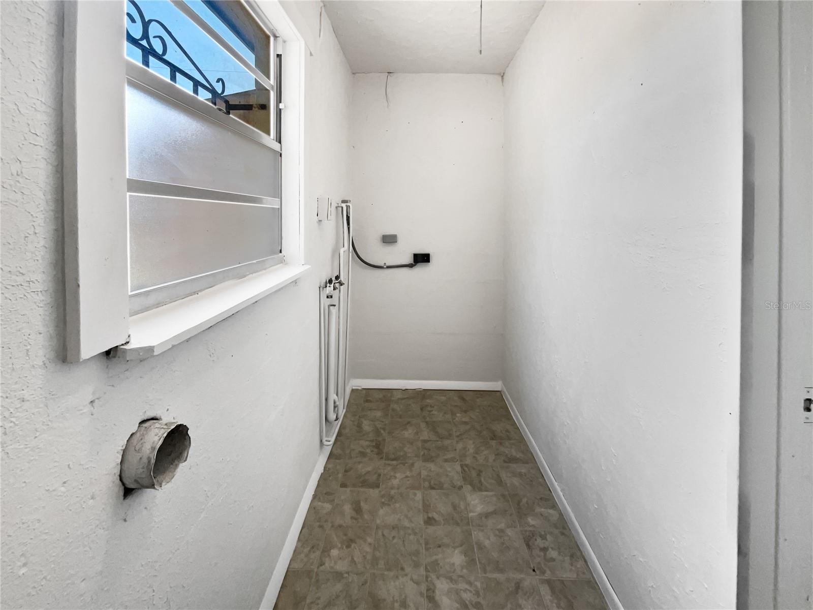 3005 W NORTH ST, TAMPA, FL, 33614
