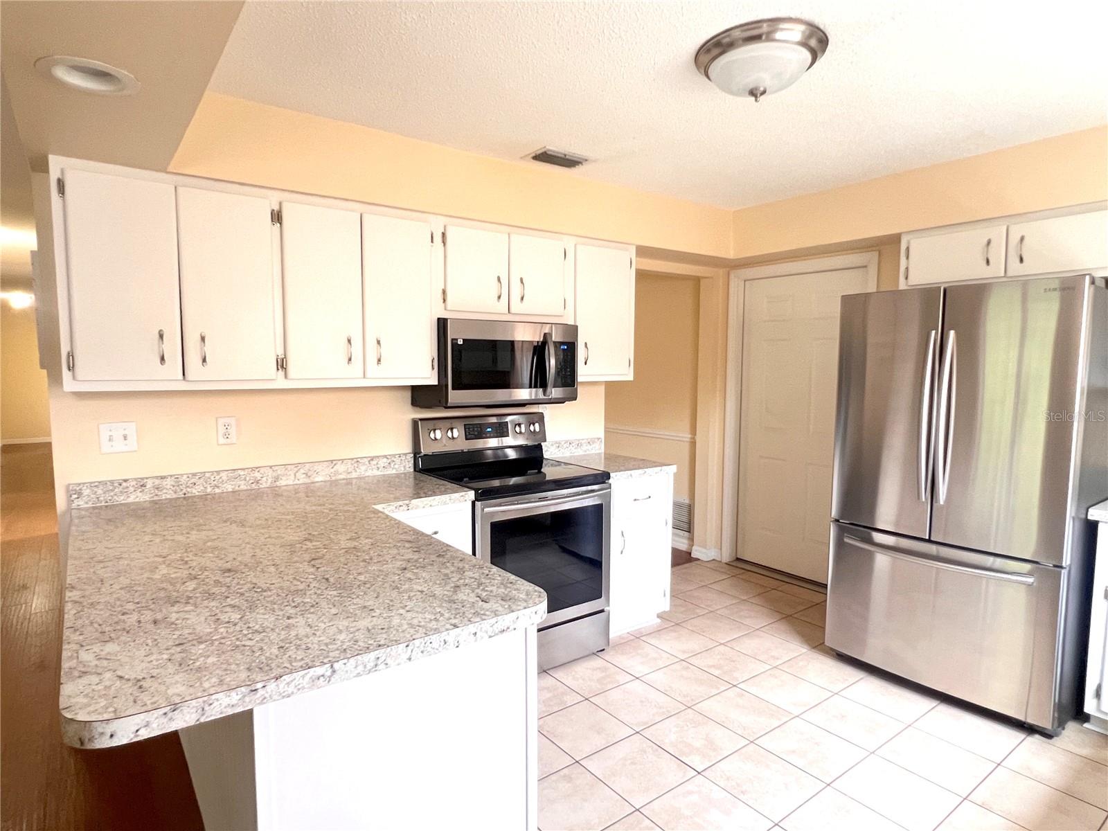 2146 NE 10TH ST, OCALA, FL, 34470