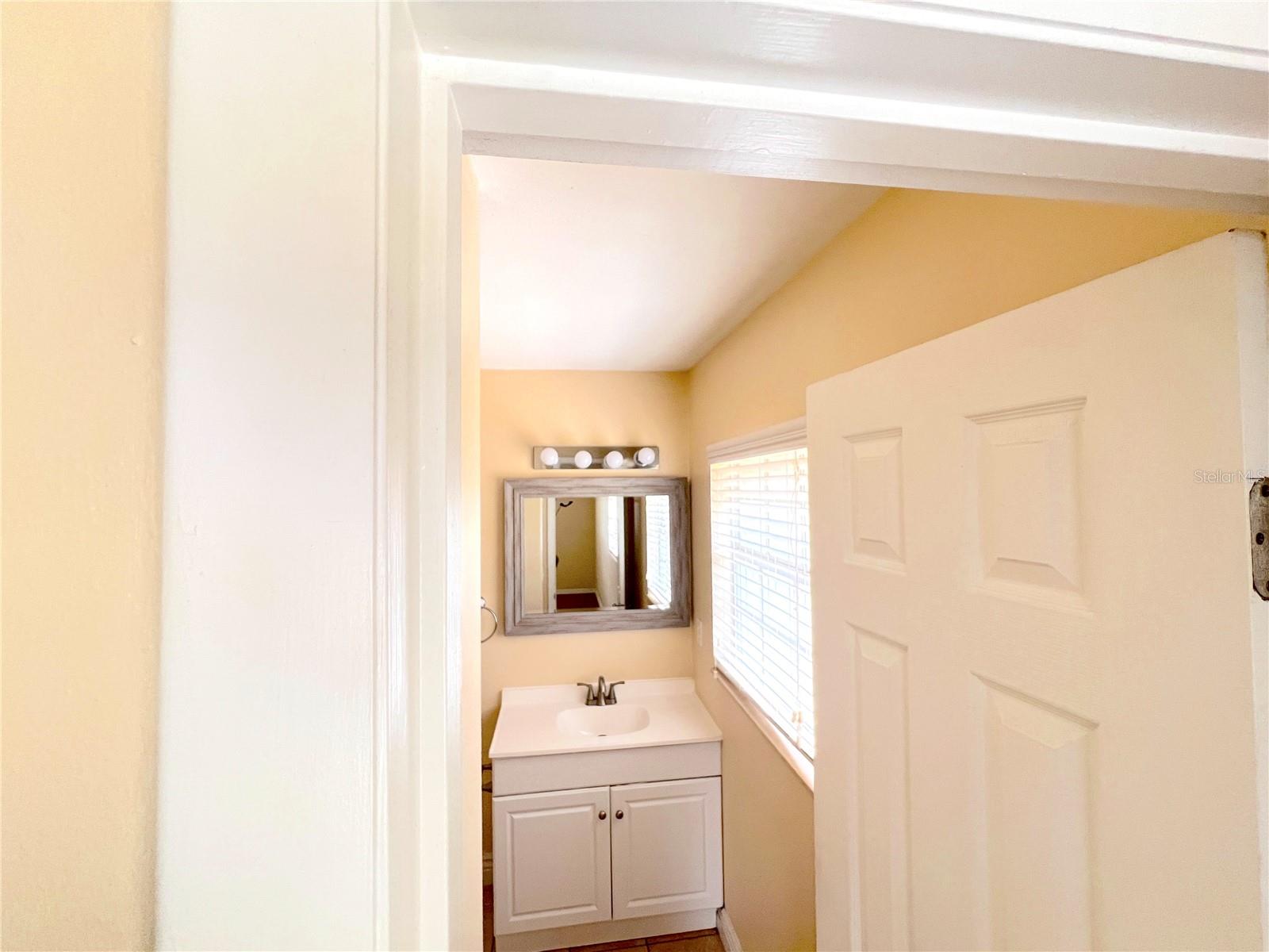 2146 NE 10TH ST, OCALA, FL, 34470