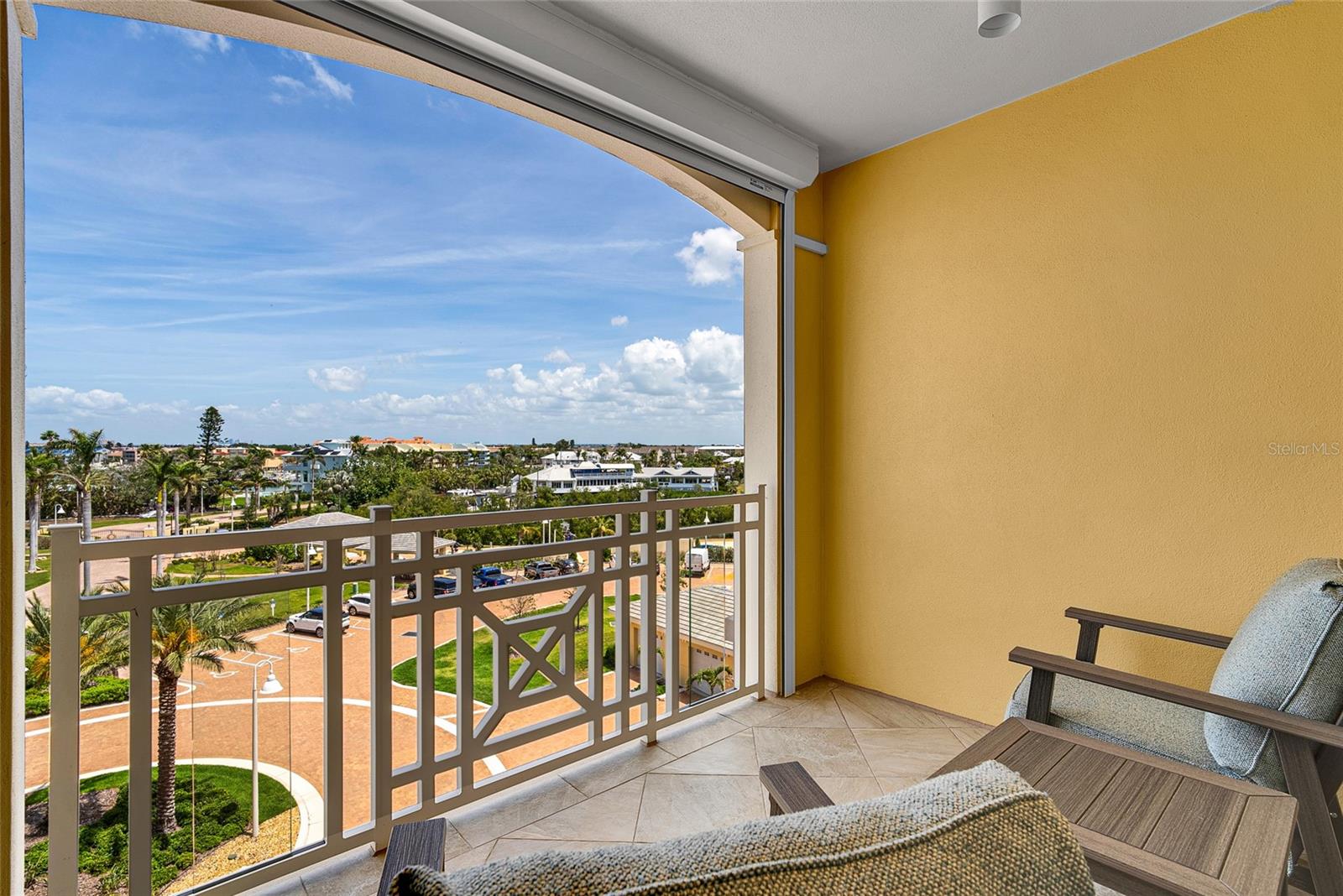 755 COLLANY RD #504, TIERRA VERDE, FL, 33715
