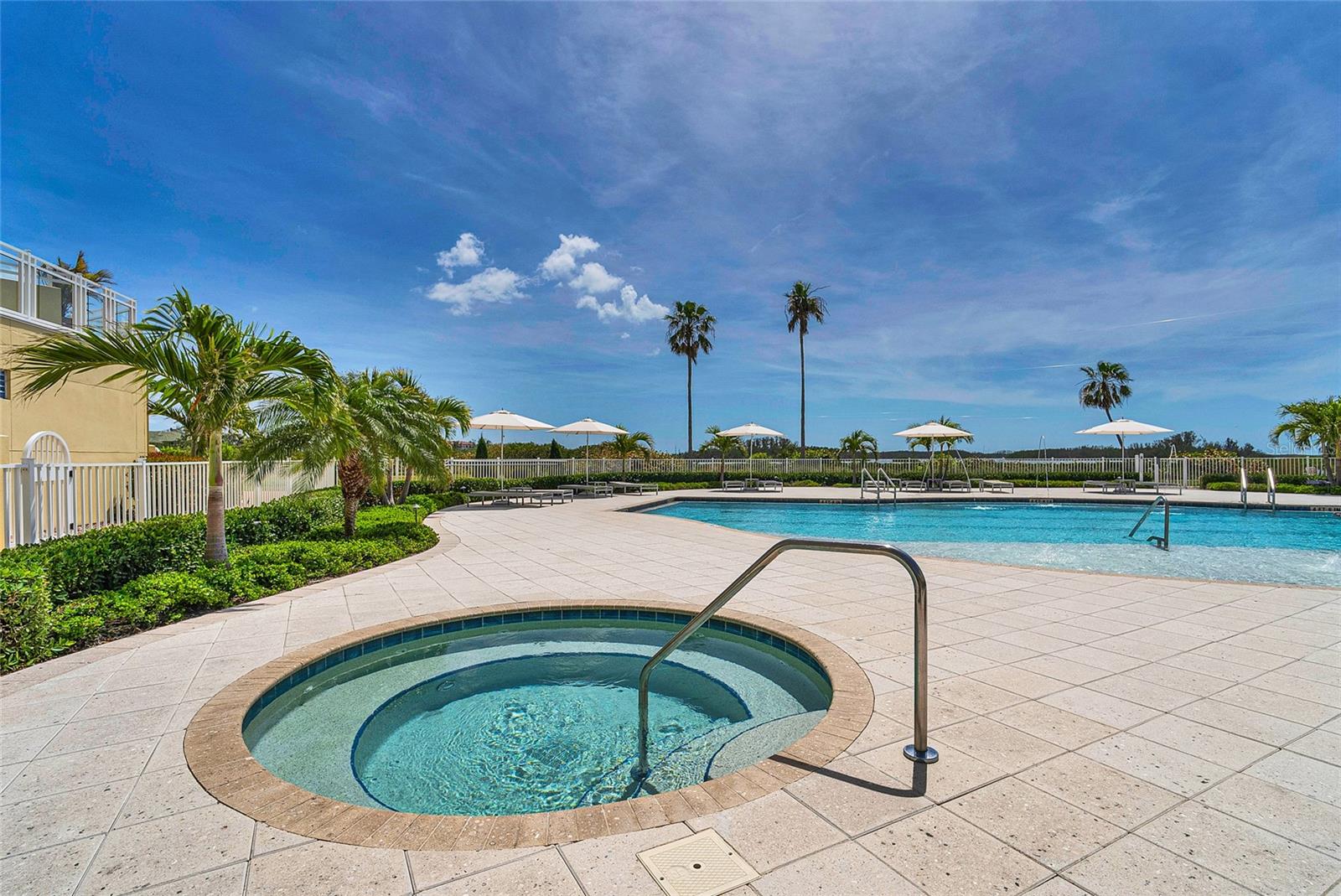 755 COLLANY RD #504, TIERRA VERDE, FL, 33715