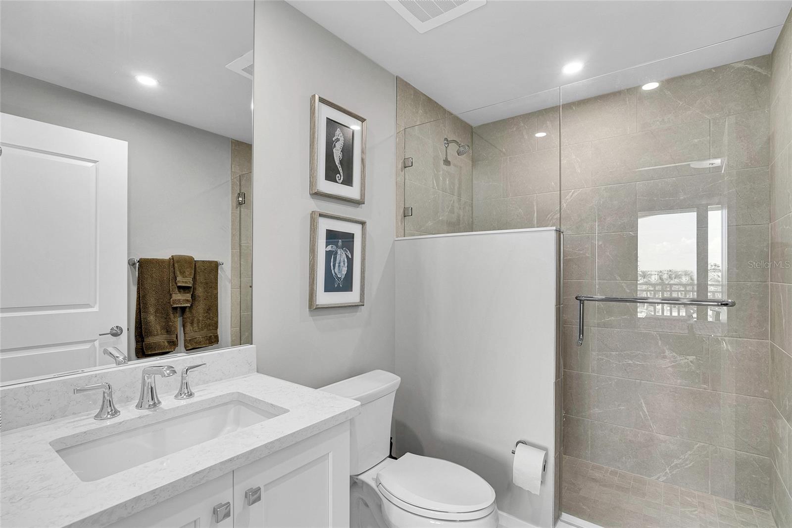 755 COLLANY RD #504, TIERRA VERDE, FL, 33715
