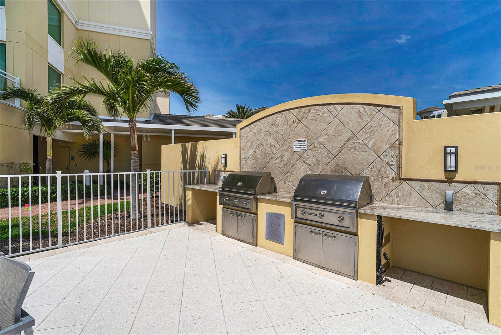 755 COLLANY RD #504, TIERRA VERDE, FL, 33715