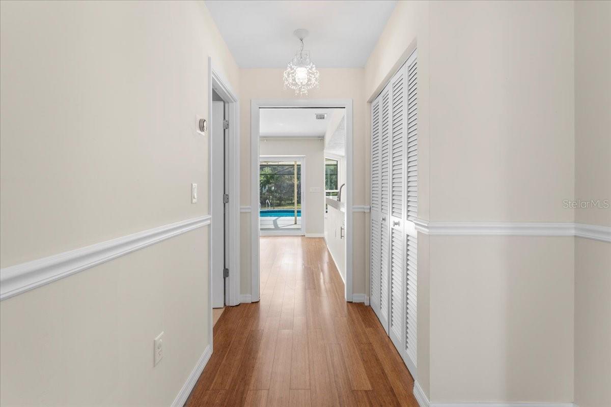 214 WHISPERING OAKS CT, SARASOTA, FL, 34232