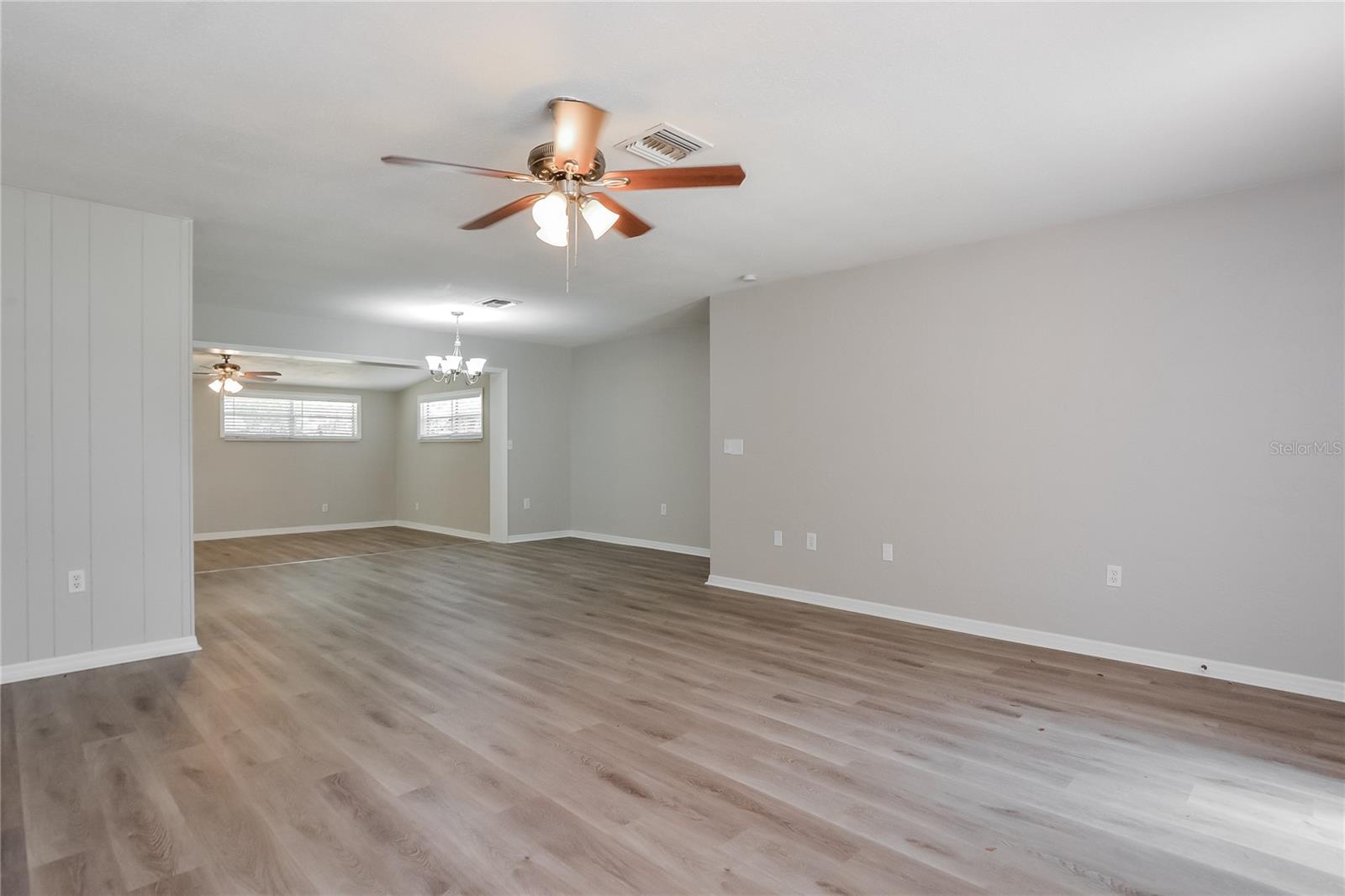 10 CATALINA DR, DEBARY, FL, 32713