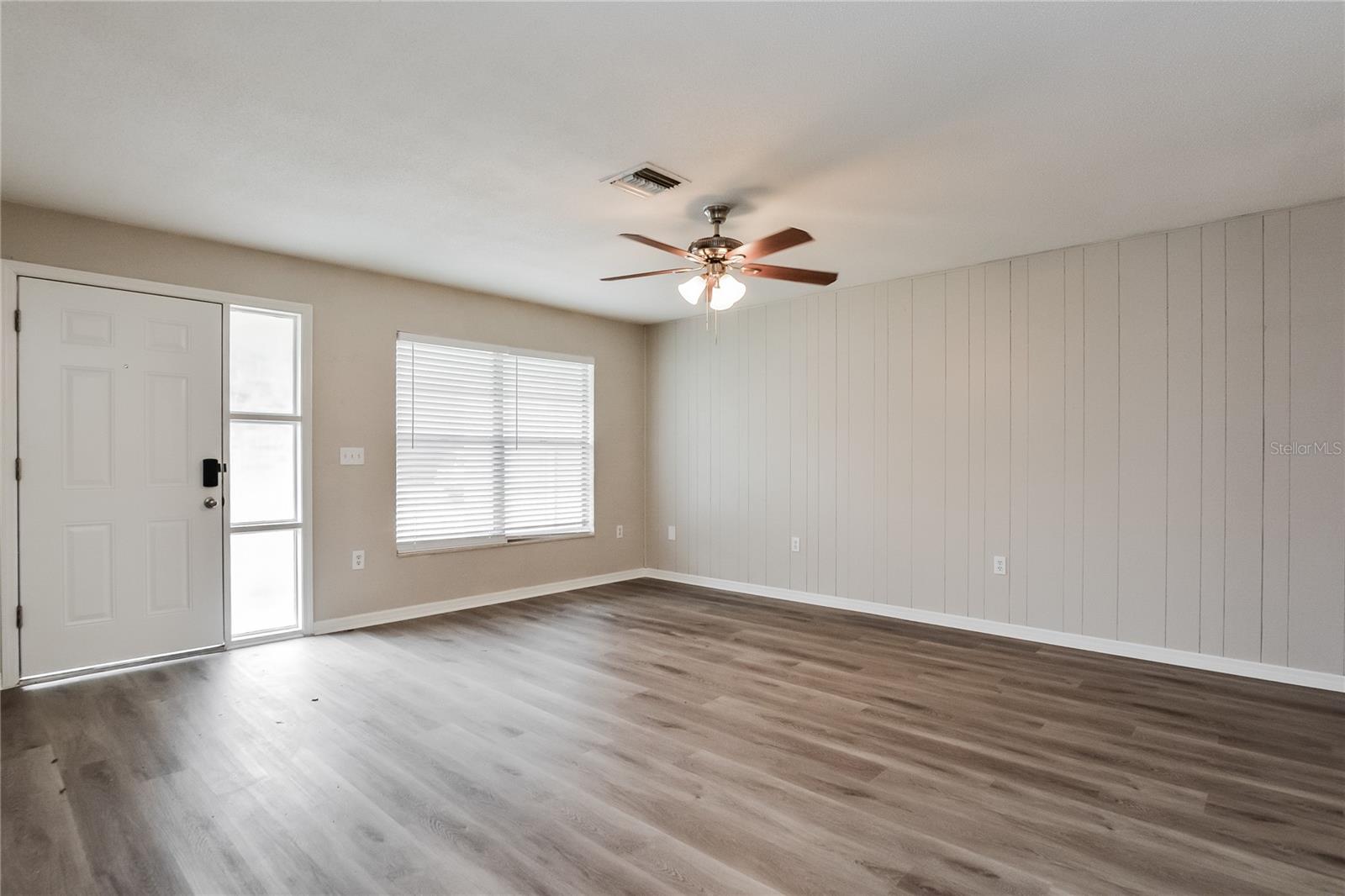 10 CATALINA DR, DEBARY, FL, 32713