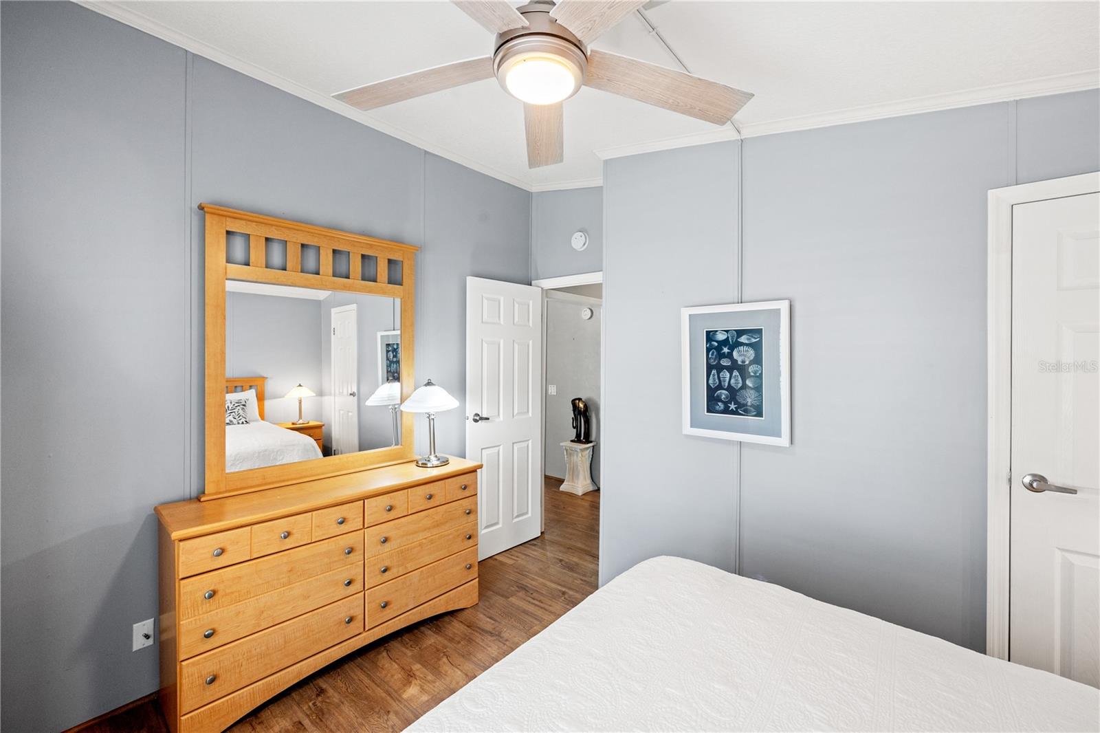 690 N GREEN CIR, VENICE, FL, 34285