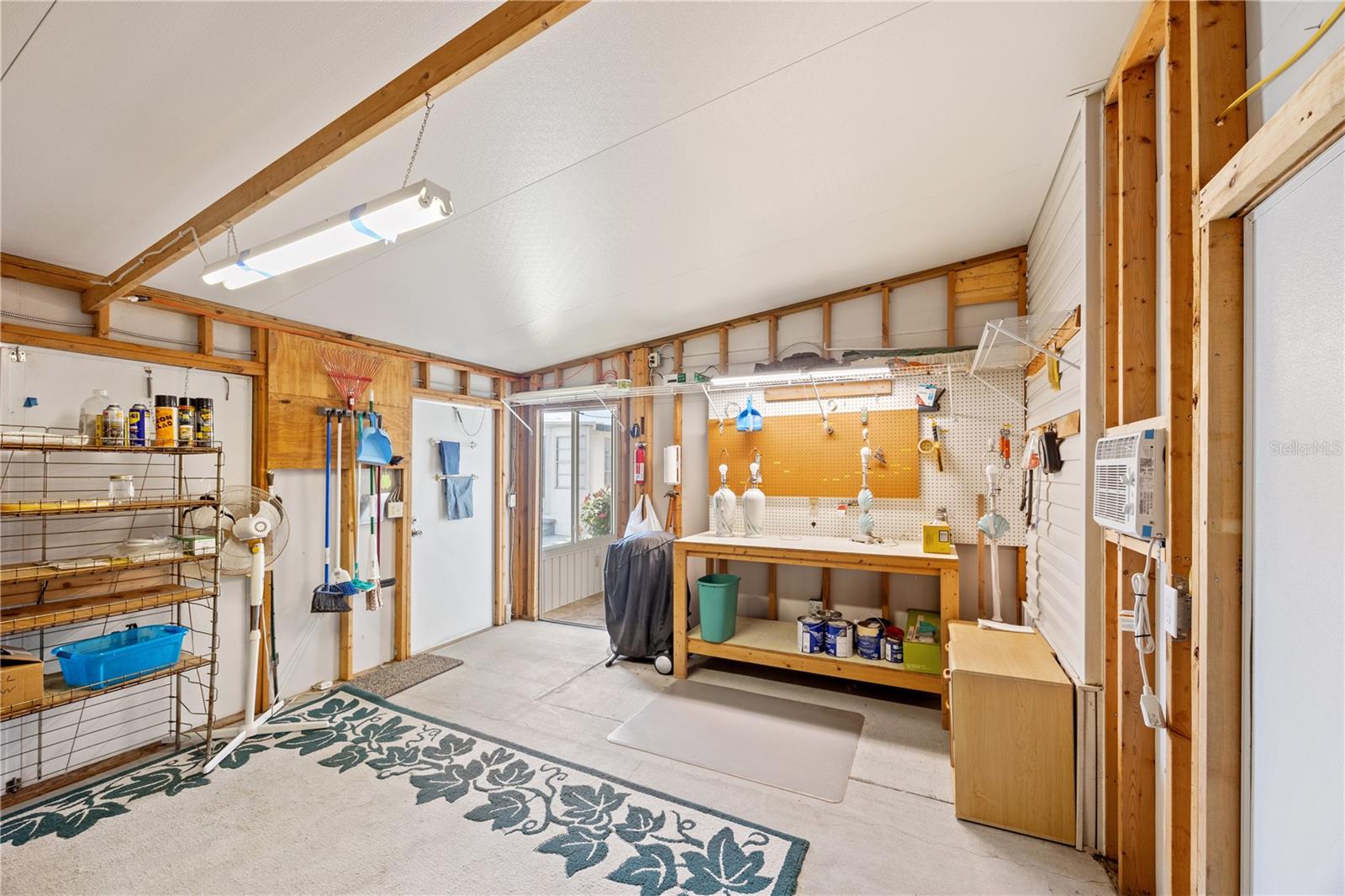 690 N GREEN CIR, VENICE, FL, 34285