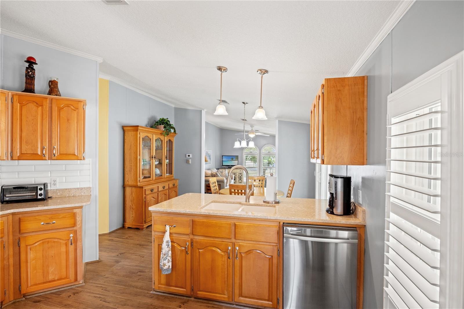 690 N GREEN CIR, VENICE, FL, 34285