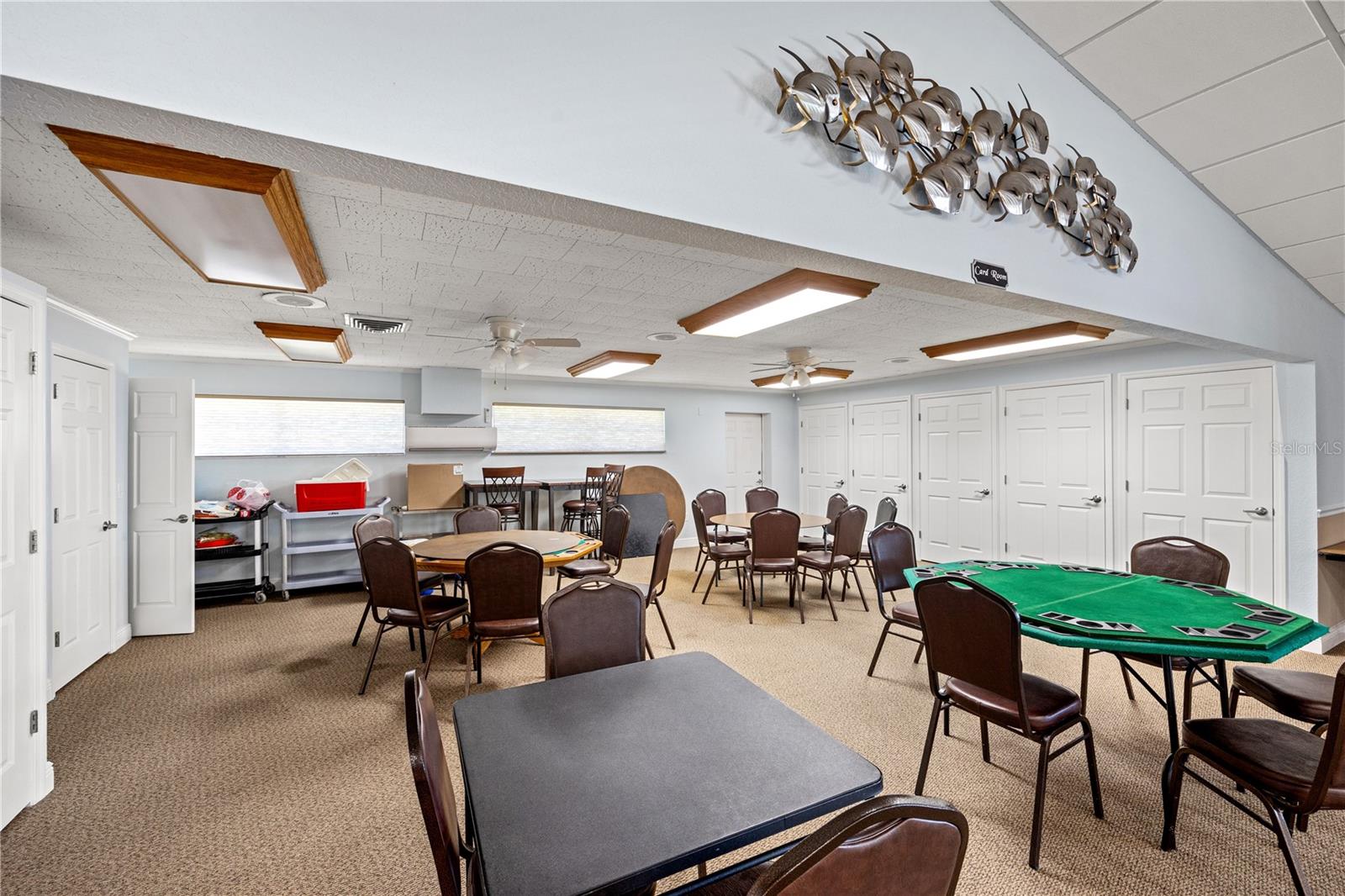 690 N GREEN CIR, VENICE, FL, 34285