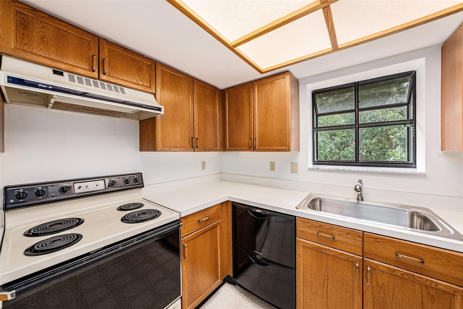 110 HAMMOCK PINE BLVD #110, CLEARWATER, FL, 33761