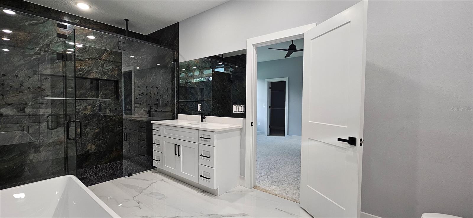 40327 ROYAL TRAILS RD, EUSTIS, FL, 32736