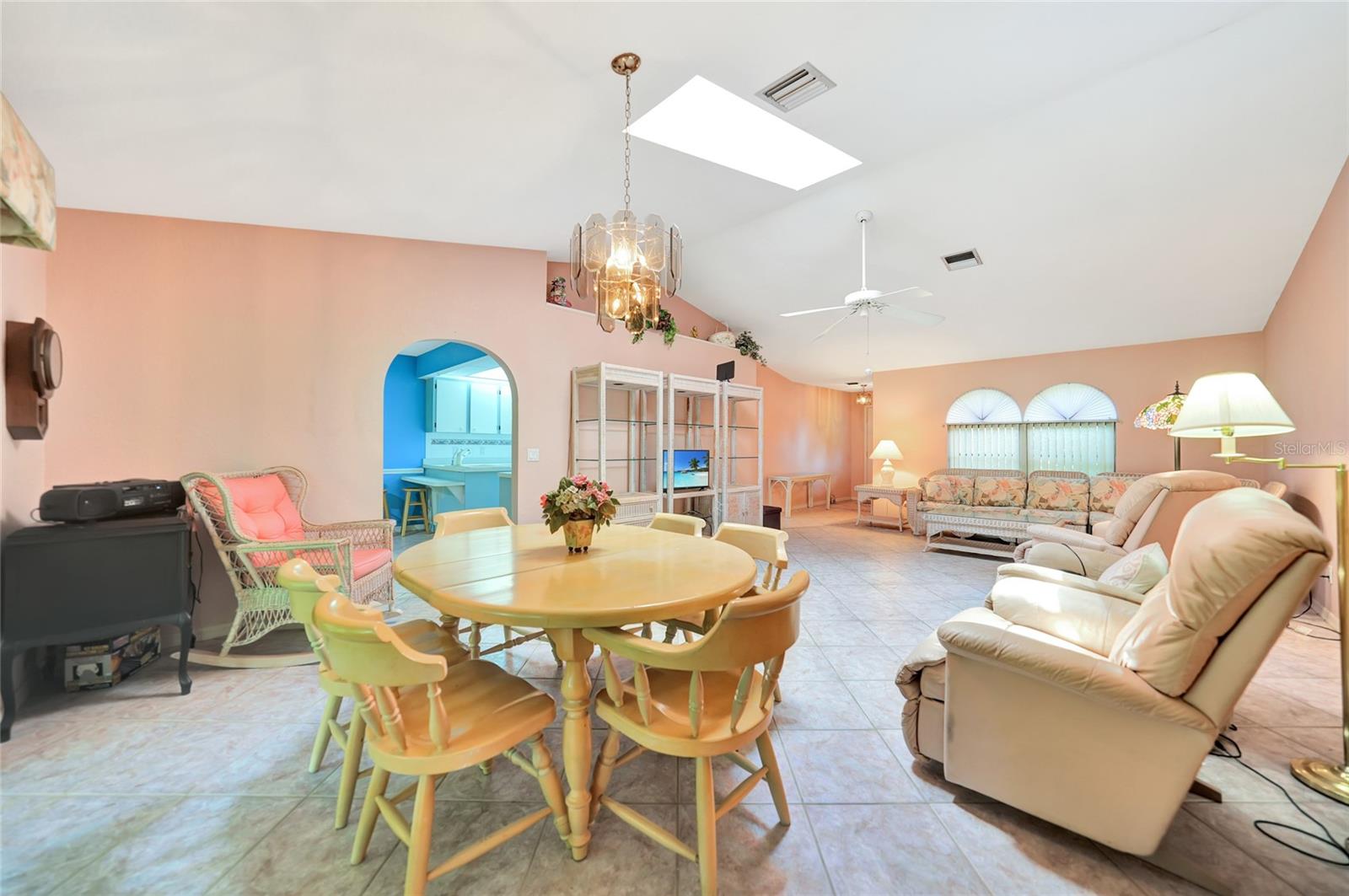1208 PRESQUE ISLE DR, PORT CHARLOTTE, FL, 33952
