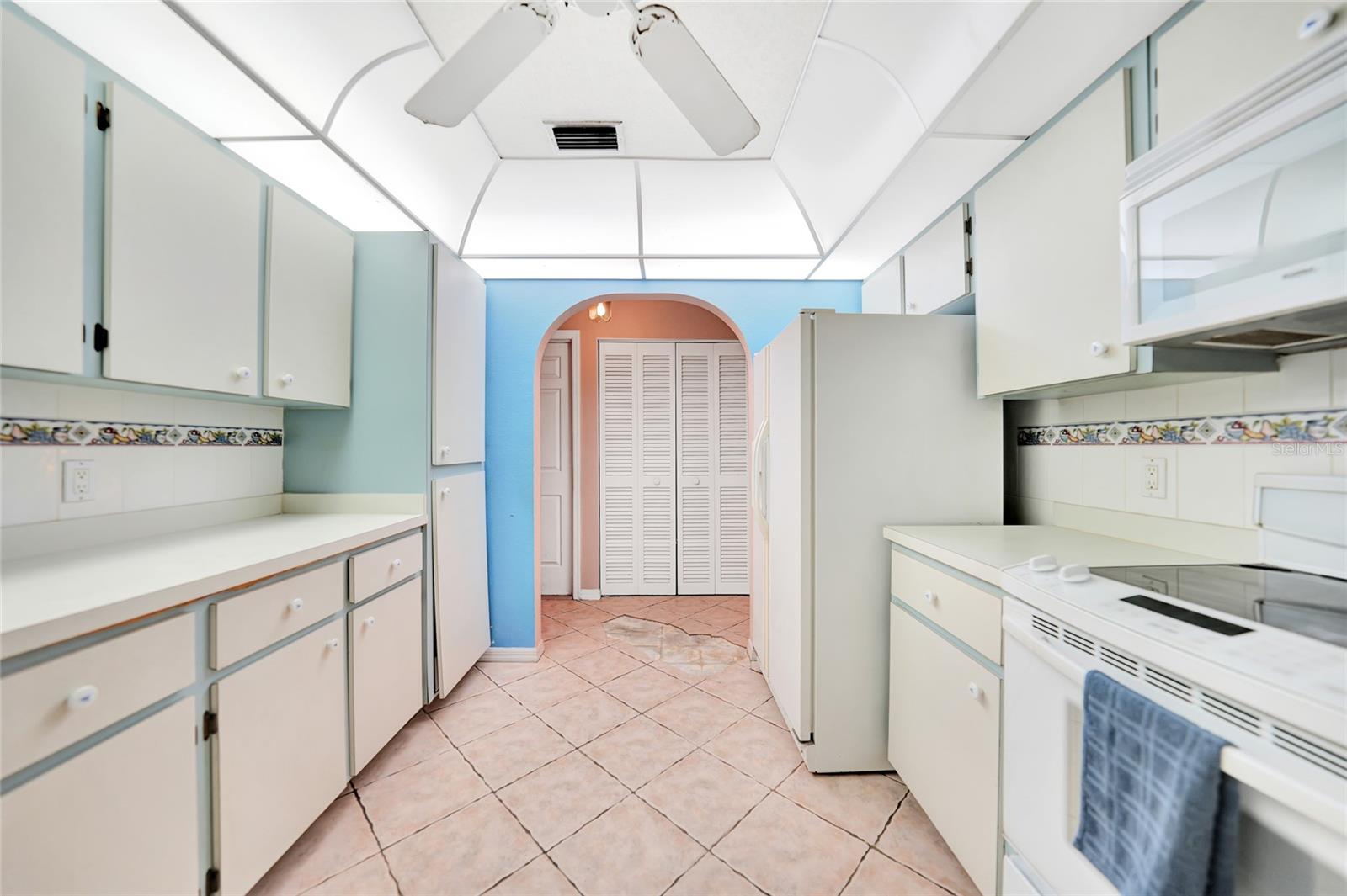 1208 PRESQUE ISLE DR, PORT CHARLOTTE, FL, 33952